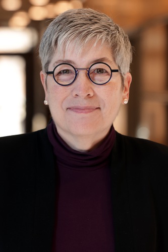 Elizabeth Holm